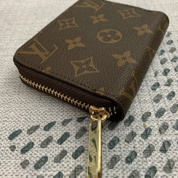 Louis Vuitton Handbags - Small Zip Coin Wallet